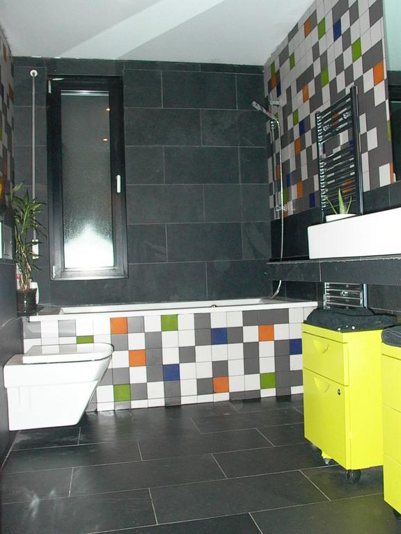 Casa Ceca De La Playa Y Barcelona, Con Piscina Climatizada Y Jacuzzi Villa บัญโรมานัส ห้อง รูปภาพ
